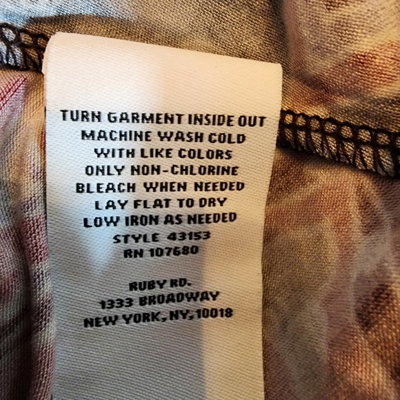 Ruby Rd. Print Blouse - Picture 8 of 8